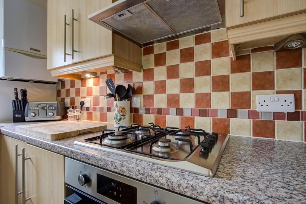 Ingledale Apartment, Ingleton, Yorkshire Dales National Park, Famous Three Peaks, Near The Lake District, Pets Are Welcome Ingleton  Εξωτερικό φωτογραφία